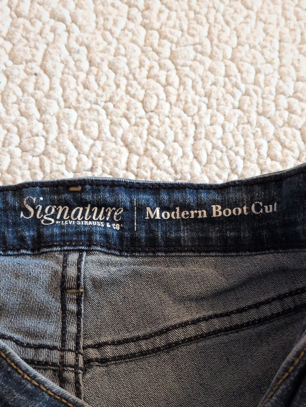 Levi's Signature Modern Stretch Acid Washed Distressed Denim Shorts Retro Summer - Picture 7 of 10
